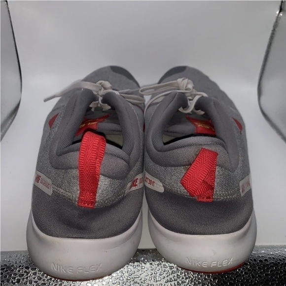 Nike Flex Experience RN 8 Low Gray Red Men’s Size 13 Sneakers Shoes - Picture 8 of 8